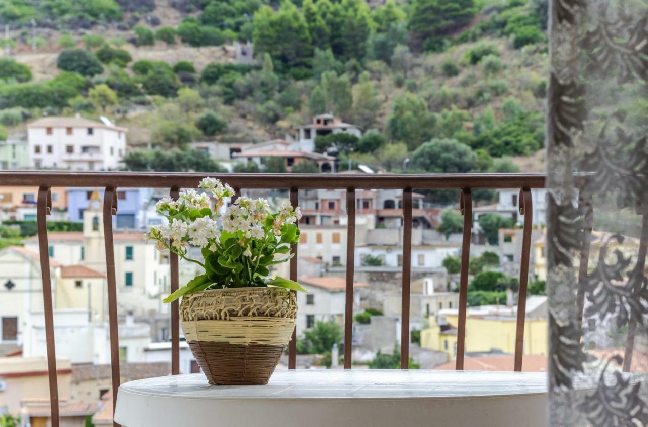 Su Pranu Hotel Onifai Exterior photo